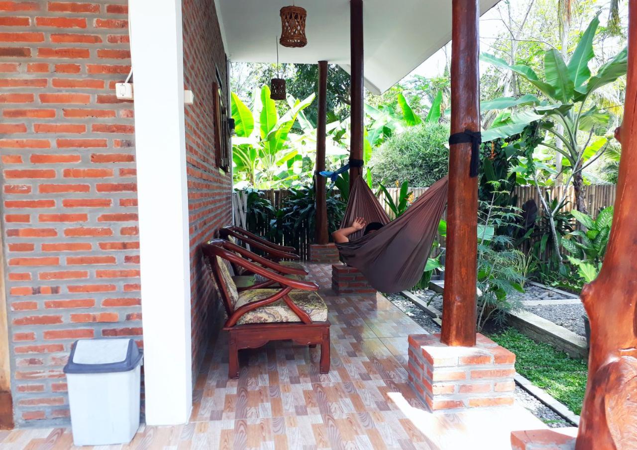 Ragha Homestay Batukaras Екстер'єр фото